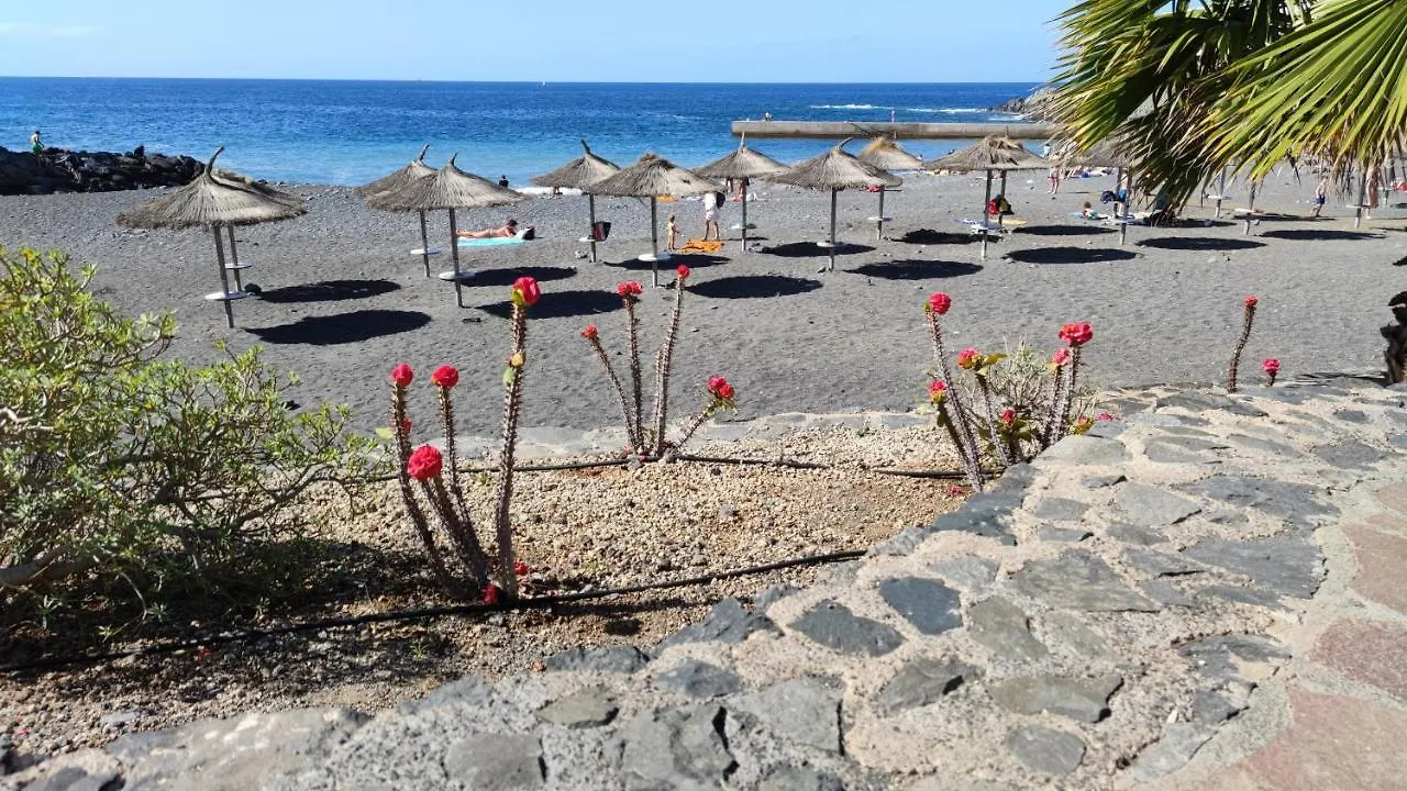 Apartment Hübsche Ferienwohnung mit 2 Schlafzimmern, Pool und WLAN, Strandnähe Callao Salvaje